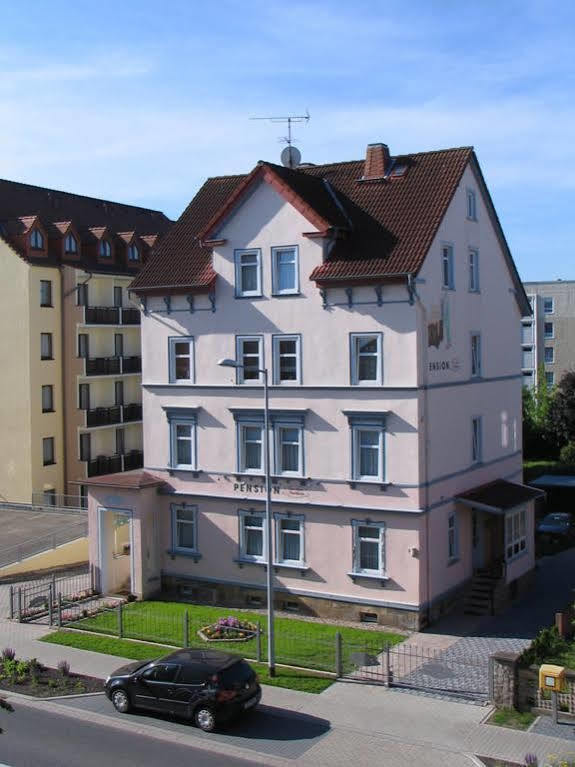 Pension Der Kleine Nachbar Гота Екстериор снимка